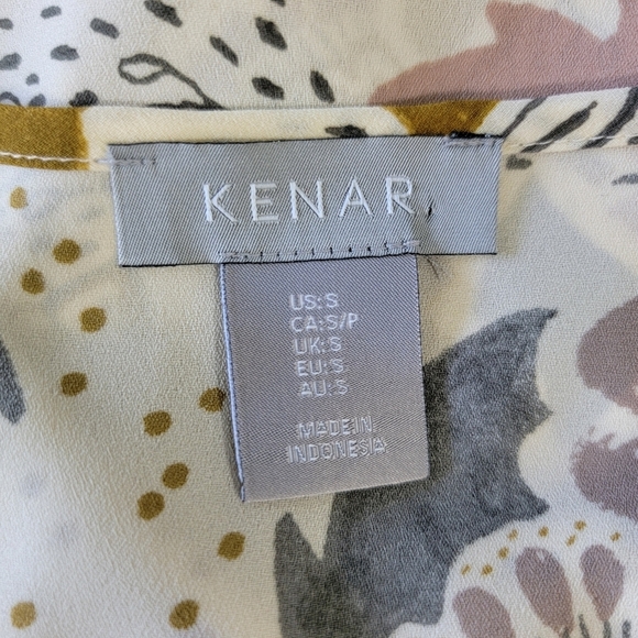Kenar Women's Blouse V Neck Bell Sleeve Ivory Gold Pink Floral Career Size Small - Picture 6 of 10